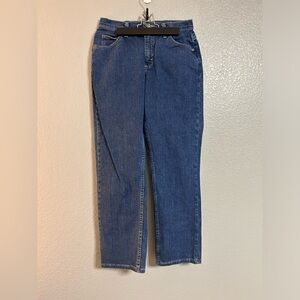Women’s Riders by Lee blue relaxed fit straight leg jeans size 6 M